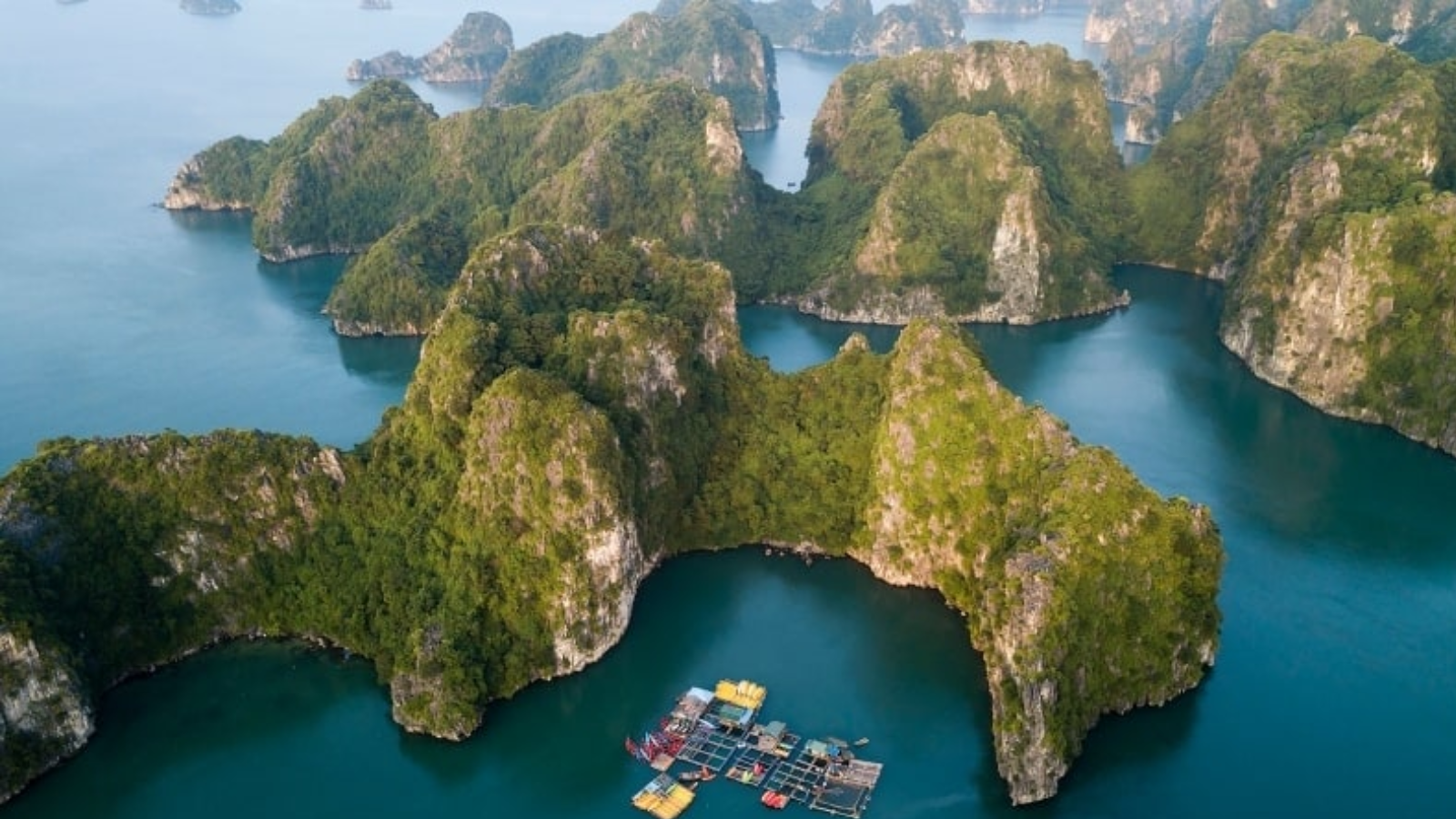 Vietnam Wonders — Highlights from North to South